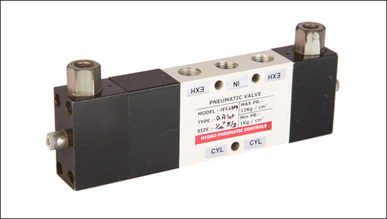 Manually Operated Pneumatic Valves (Poppet Type - S-Series)